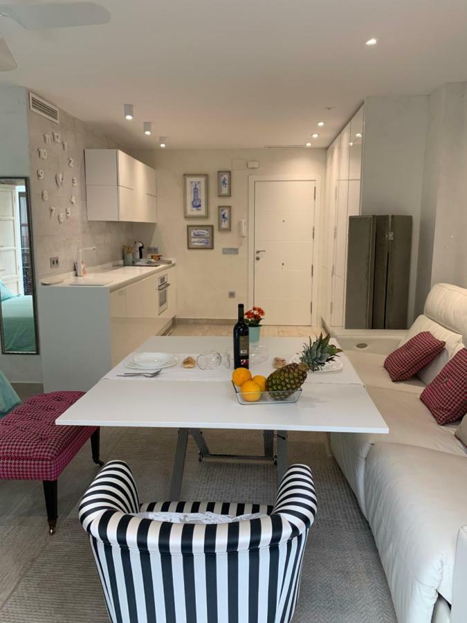 Cathedral Studio, Luxury Studio In Cathedral Area, Parking Optional Seville Exterior photo